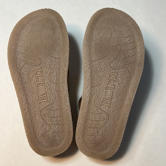 Born “Carah” sandals - Picture 3 of 7